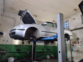   Skoda Octavia Tour відновлення всіх сайлентблоків та кульової  опори