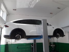 Підвіска TESLA model S  та  TESLA model X