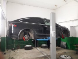 Підвіска TESLA model S  та  TESLA model X
