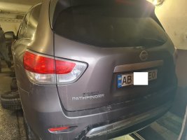 Nissan Pathfinder 2014 року. Відновлення сайлентблоків передніх важелів