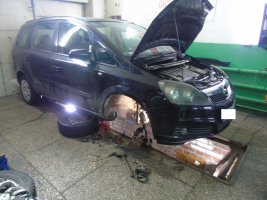 Відновлення передніх важелів на Opel Zafira