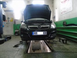 Відновлення передніх важелів на Opel Zafira
