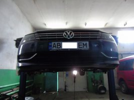 Відновлення всіх сайлентблоків на передніх важелях Volkswagen Passat B7