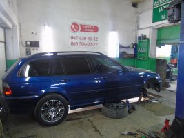 Відновлення передній важелів  BMW 3 (E46). Встановлення передніх стійок та втулок  виробництва нашої компанії