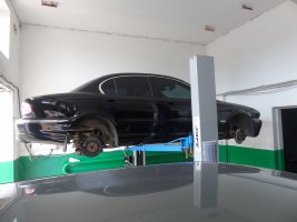  Відновлення підвіски до Jaguar X-Type 2007 року